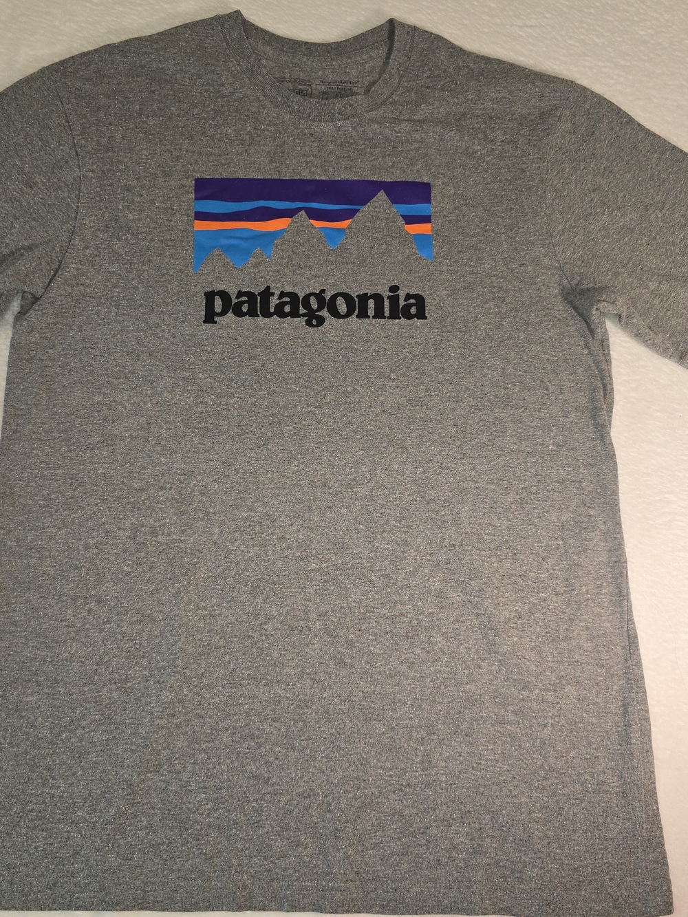 Patagonia Shirt Unisex Sz S Gray Responsibiliy Tee Spell Out P6 Logo Casual